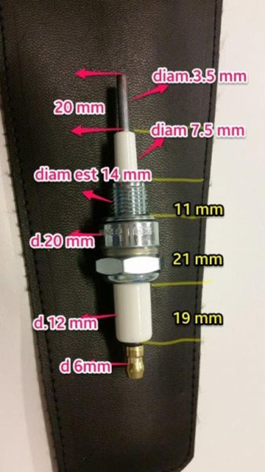 1255820